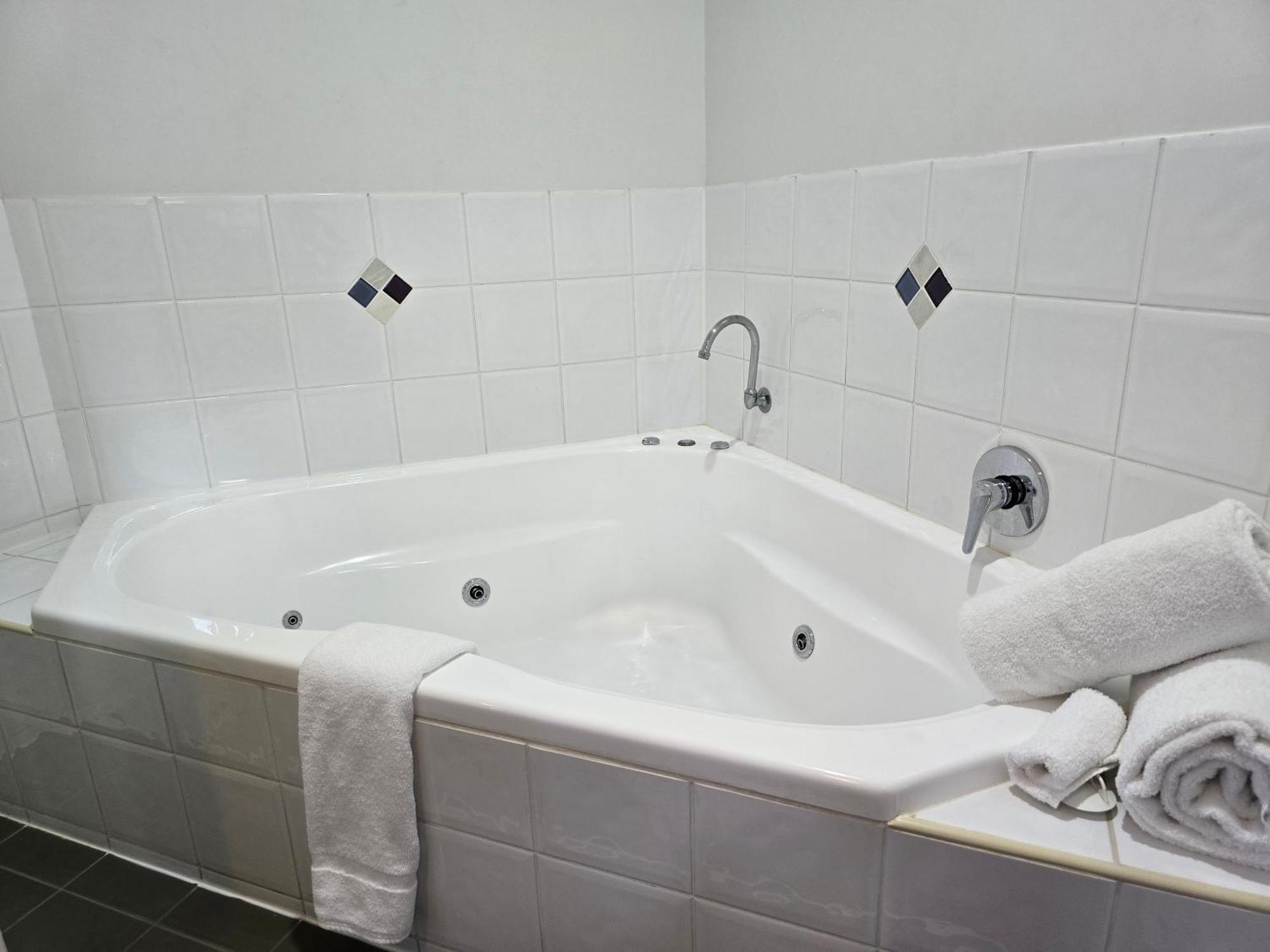 Ascot Lodge Motor Inn Kingaroy Extérieur photo