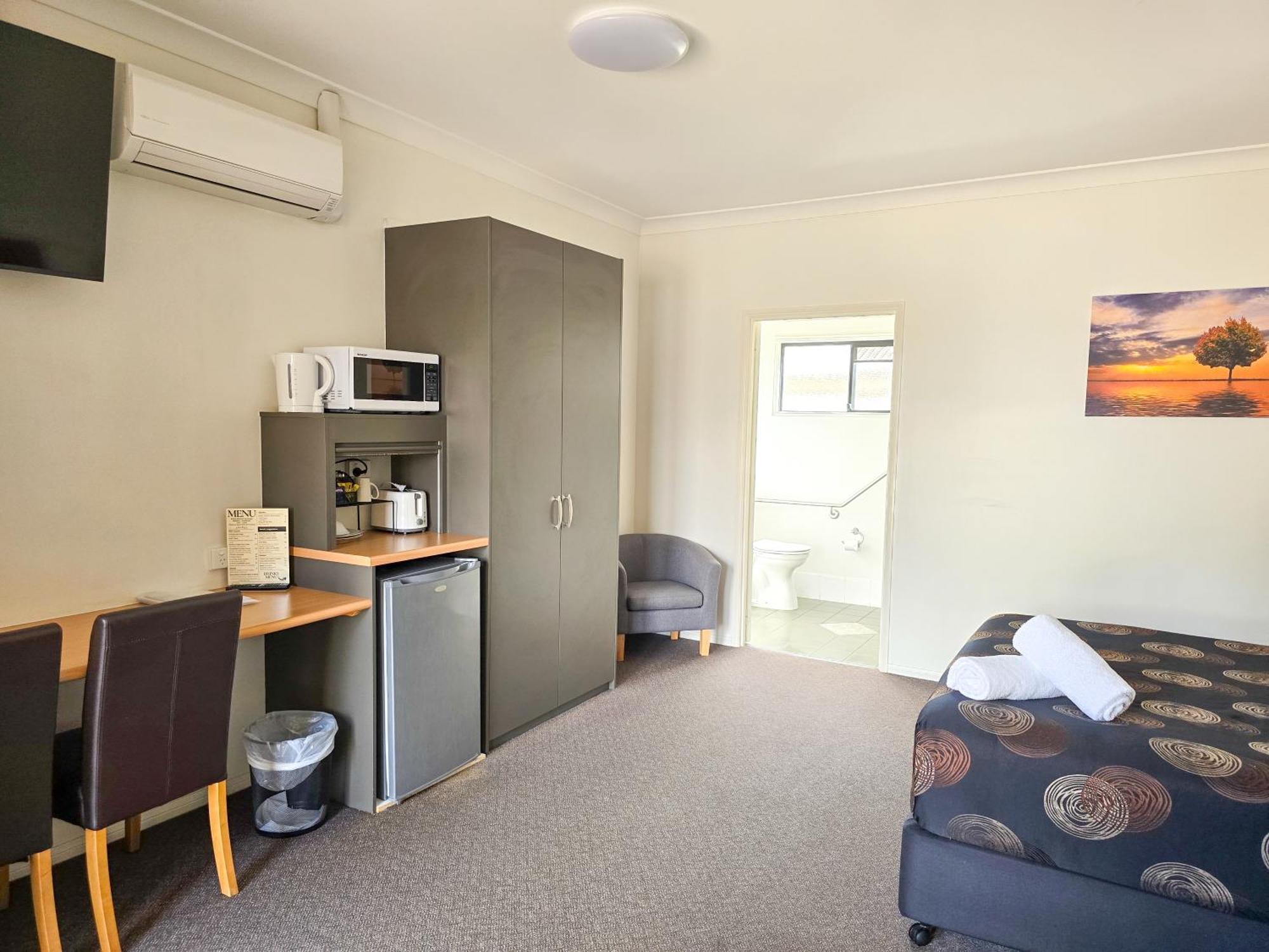 Ascot Lodge Motor Inn Kingaroy Extérieur photo