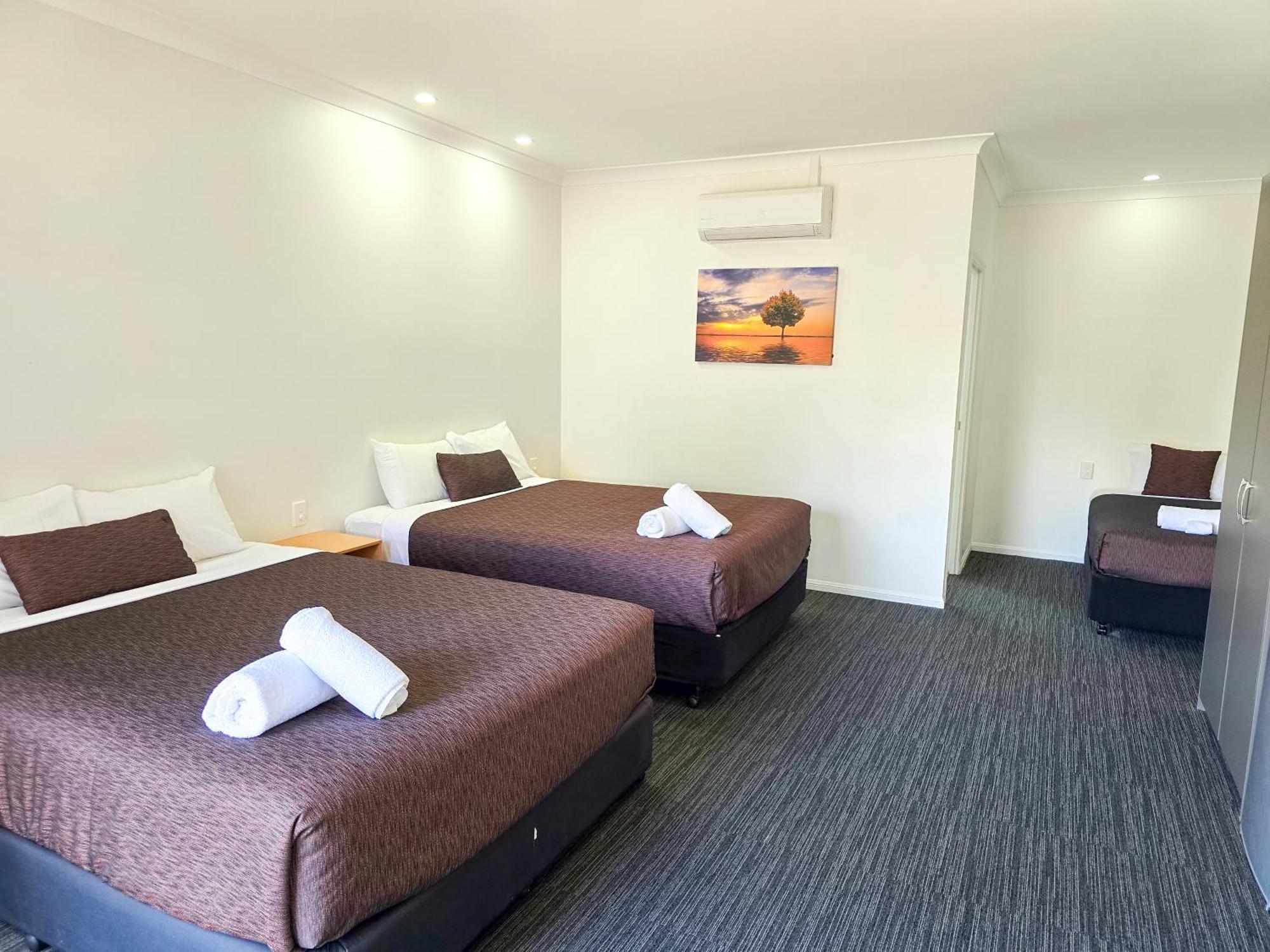 Ascot Lodge Motor Inn Kingaroy Extérieur photo