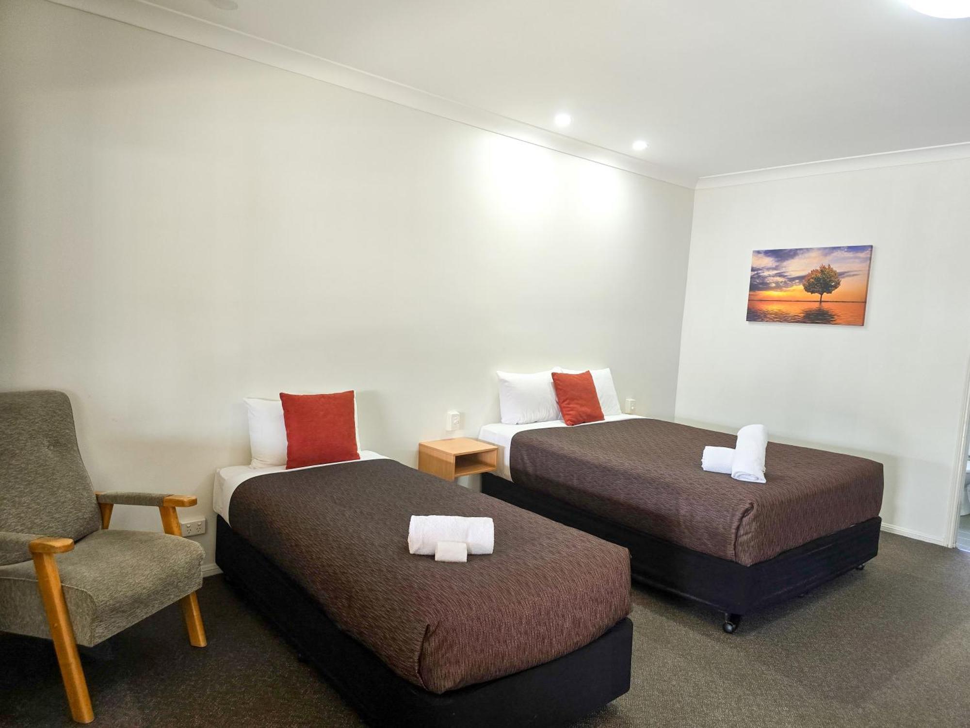 Ascot Lodge Motor Inn Kingaroy Extérieur photo
