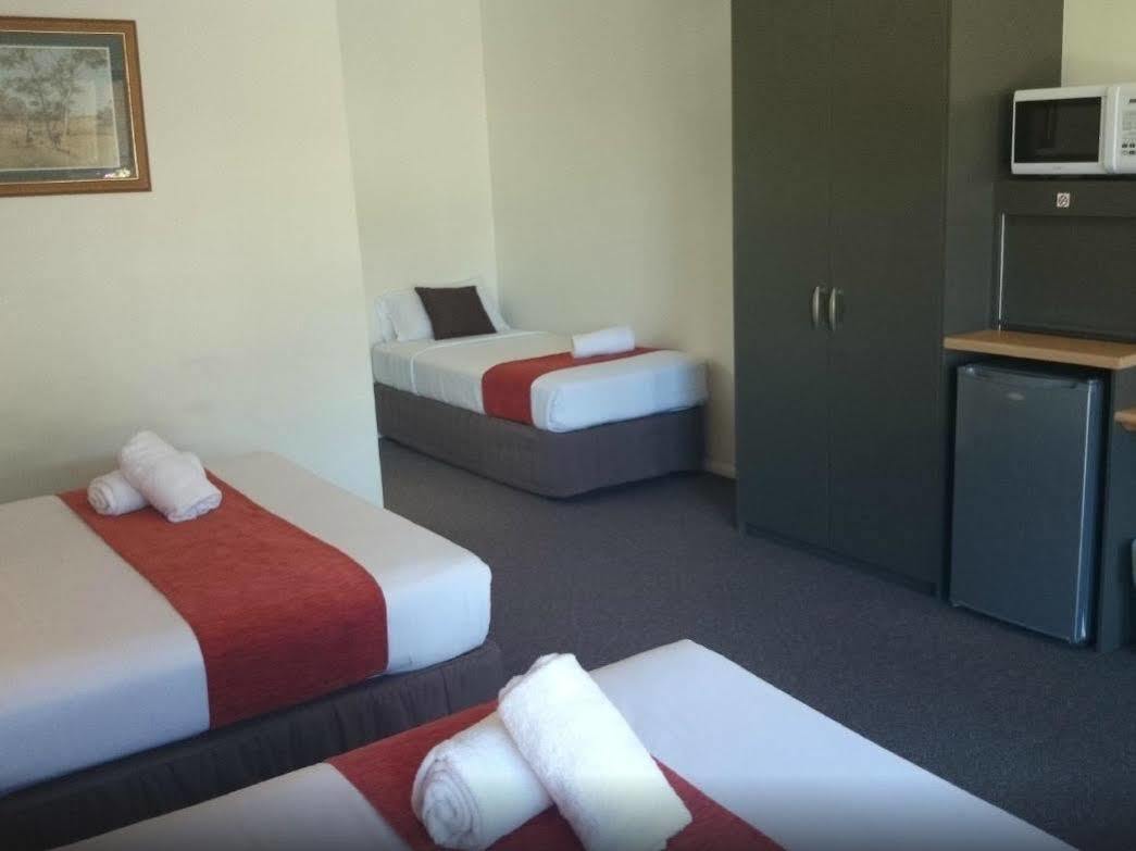 Ascot Lodge Motor Inn Kingaroy Extérieur photo